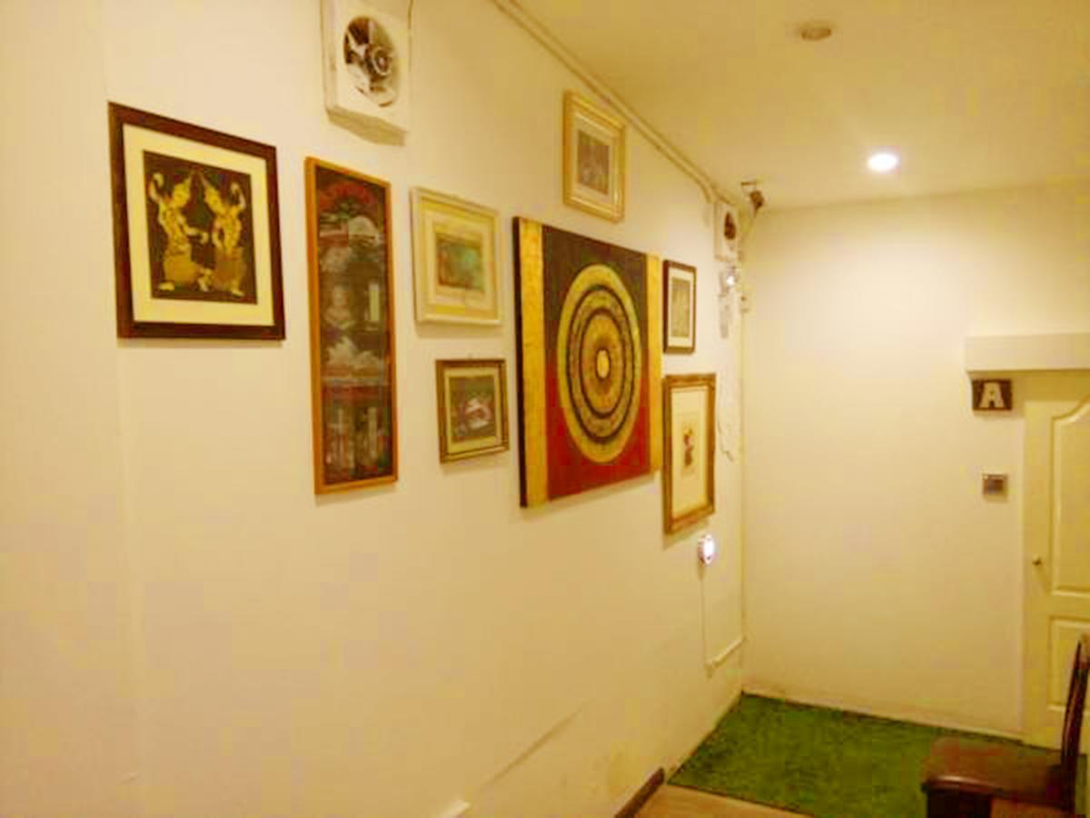 First 1 Boutique Hostel At Sukhumvit 1 Bangkok Exterior photo